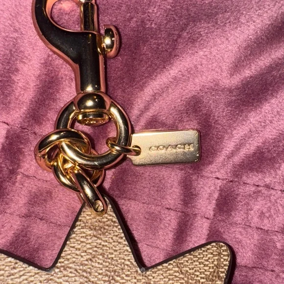 Coach mixed patch work work fob/key chain. F40702. Rare! NWOT. - Picture 14 of 16